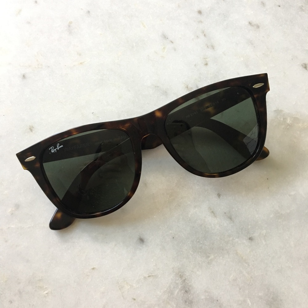 RayBan Original Wayfarer Classic in Tortoise